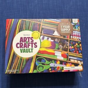 Arts & Crafts Vault - Vibrant Mixed Media Kit